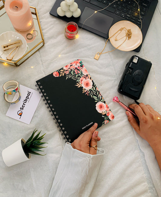 Daily Planner Undated - Floral