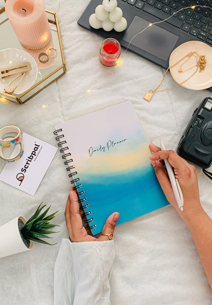 Daily Planner Undated - Abstract