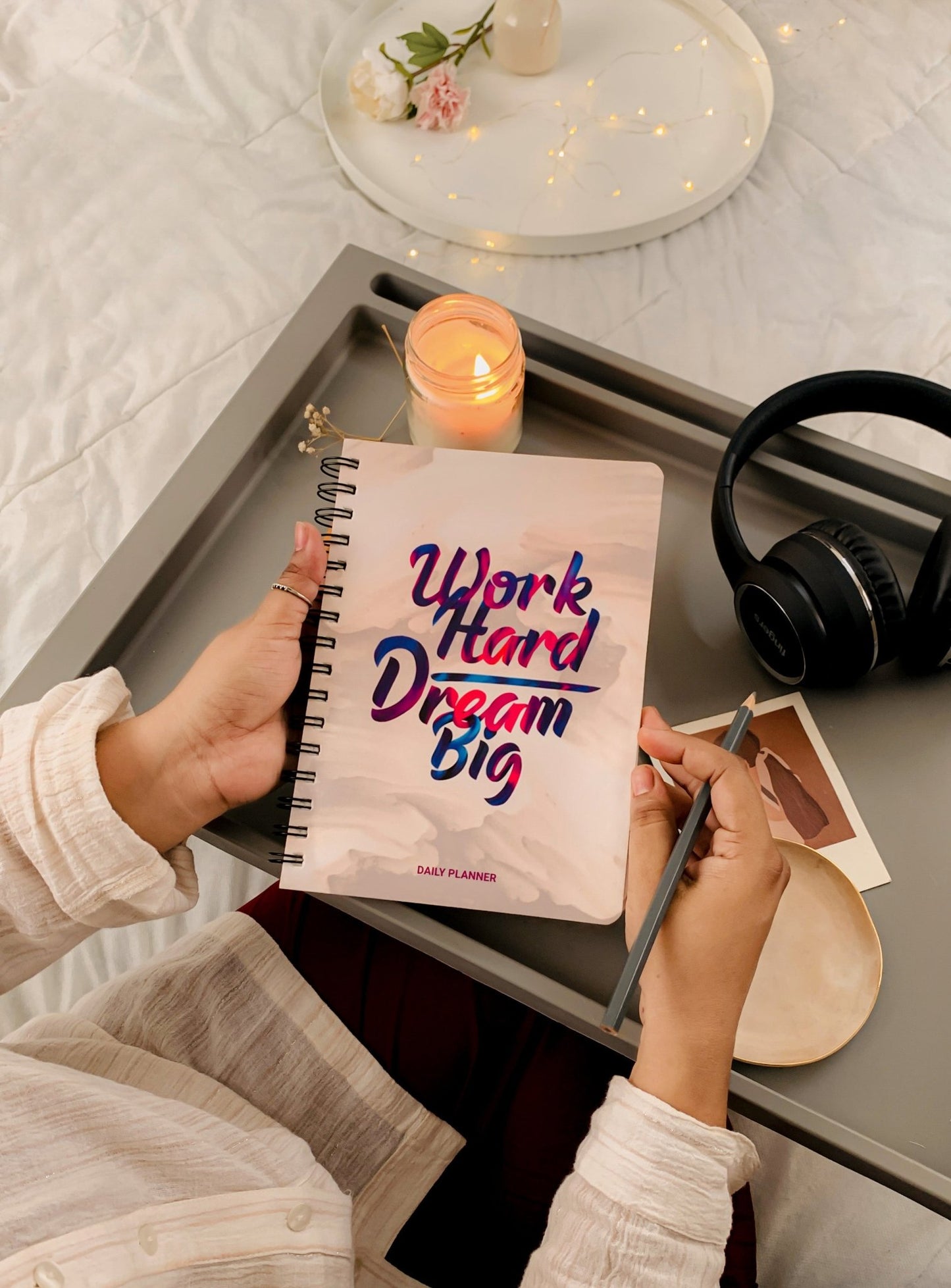 Daily Planner Undated - Work Hard Dream Big